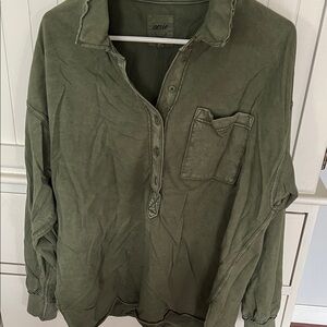 Aerie Olive Green Button-Up Shirt / pull over size S